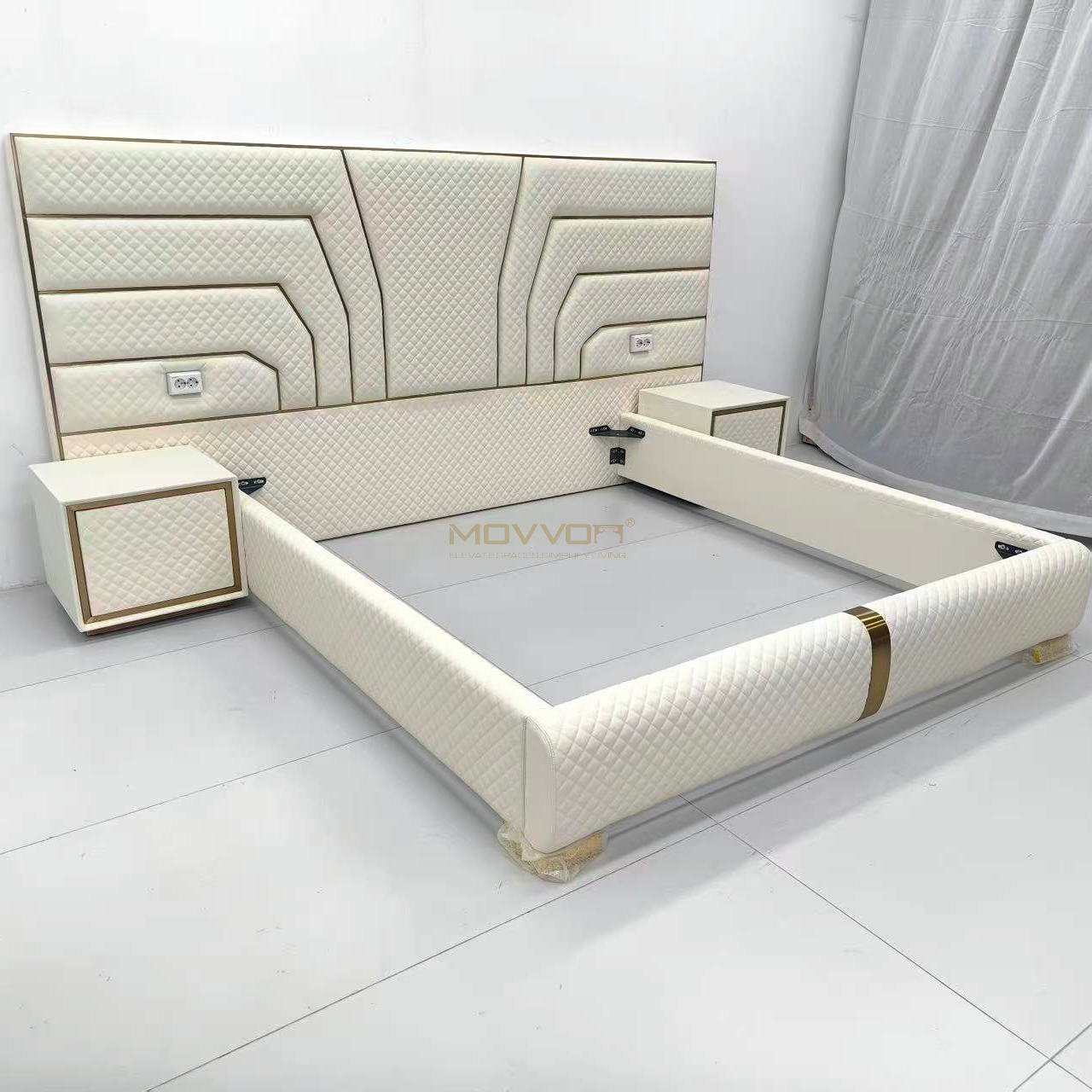 Luxury Integrated Leather Bed with Twin Nightstands