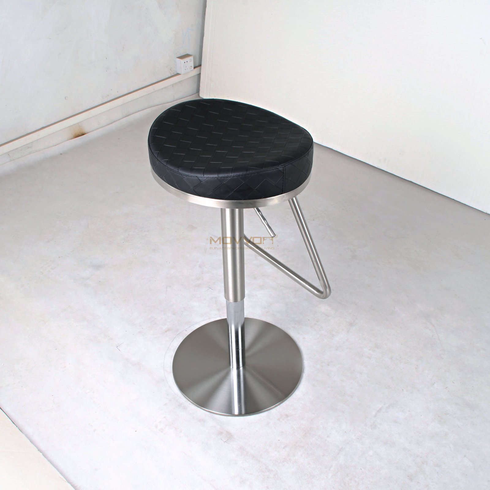 Backless Saddle Bar Stool with Quilted Seat and Round Pedestal Base