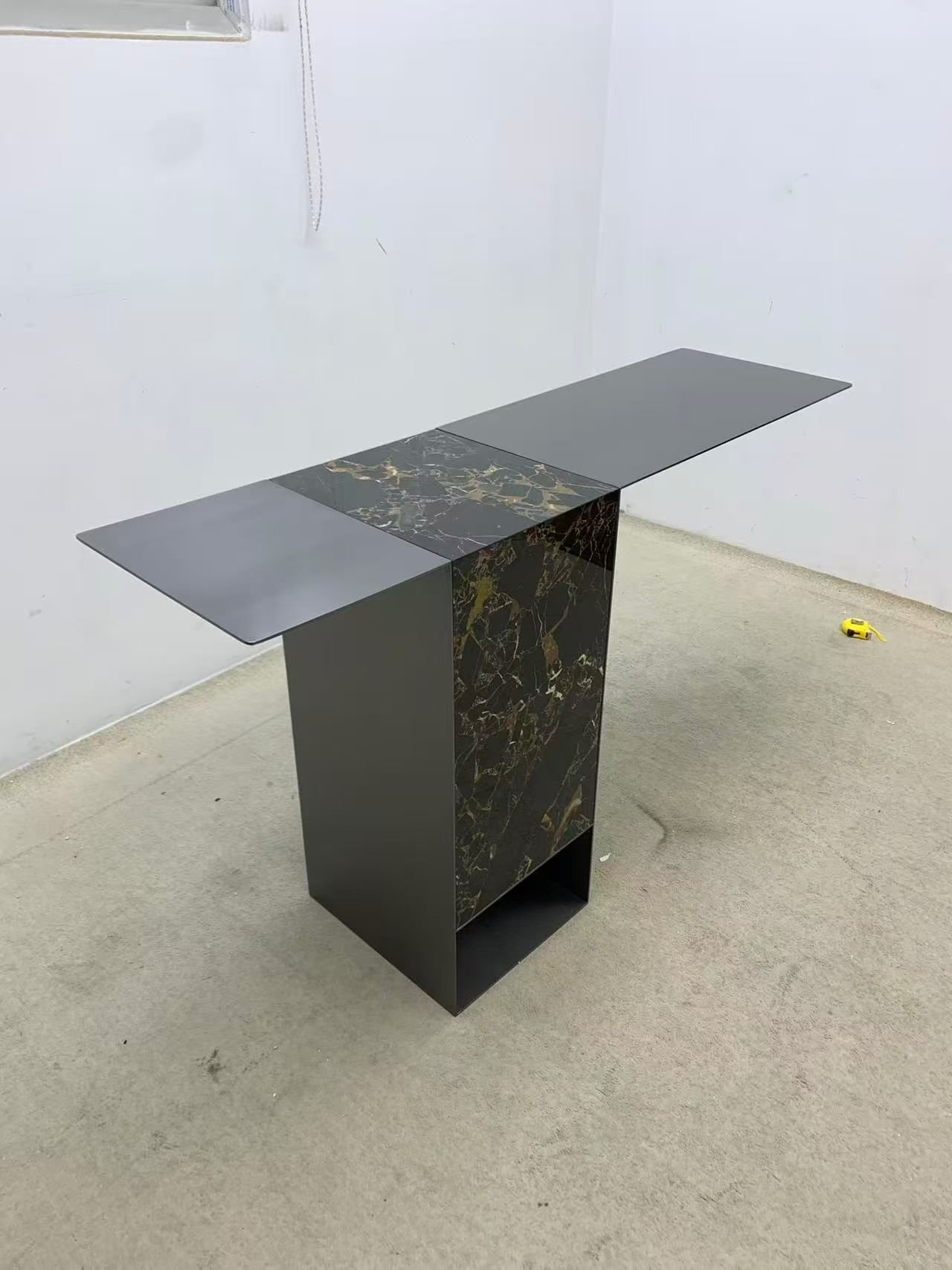 Black Gold Veined Console Table with Cantilever Metal Wings