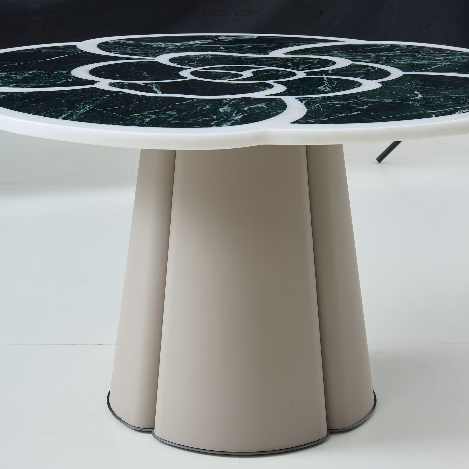 Petal-Edge Green Marble-Effect Round Dining Table with Tapered Pedestal