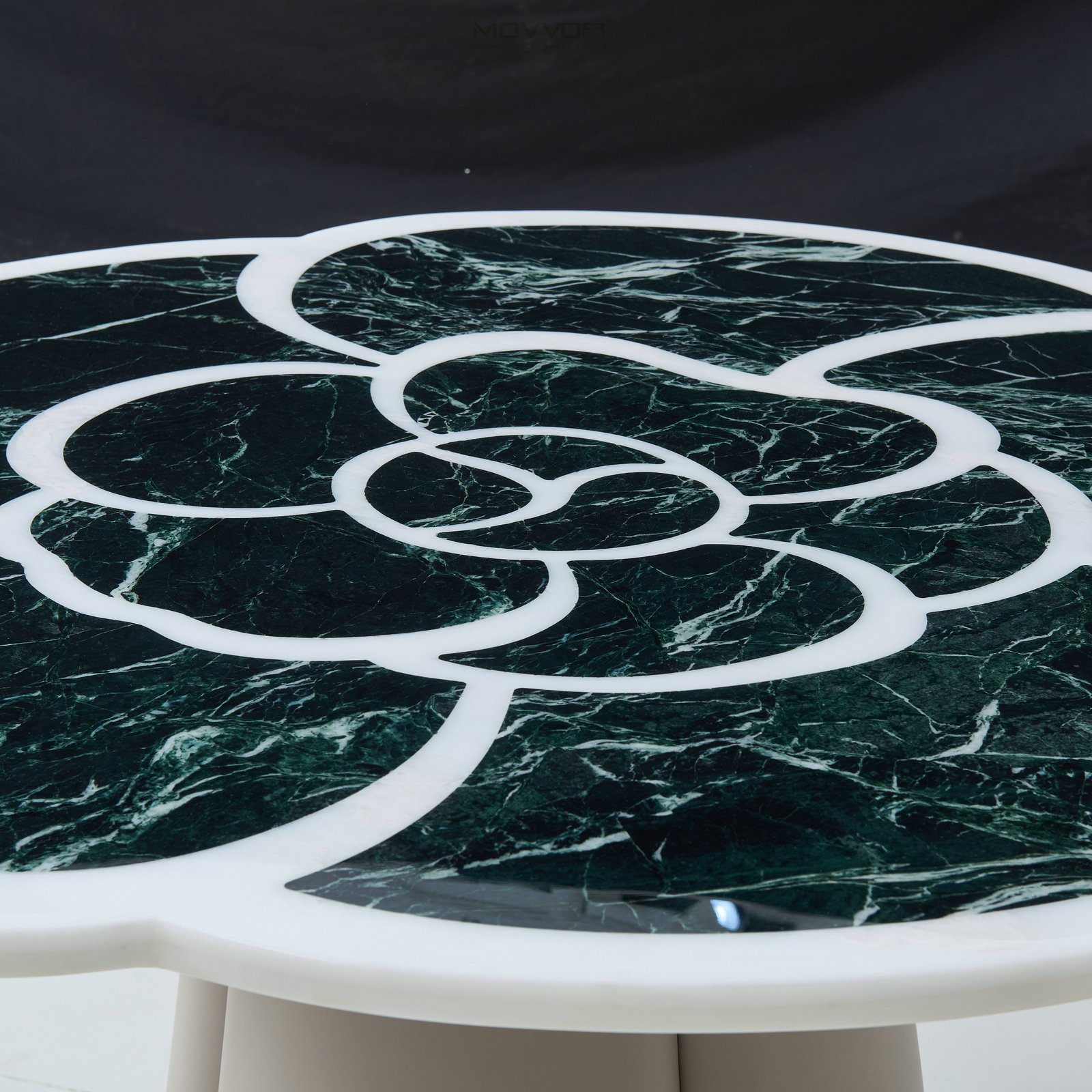Petal-Edge Green Marble-Effect Round Dining Table with Tapered Pedestal